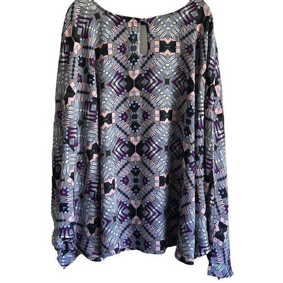 Ashley Stewart Geometric Print Poncho Top 26/28 Multicolor Keyhole Back PlusSize - Picture 7 of 8